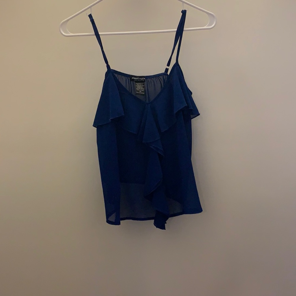 About a Girl Juniors Sleeveless‎ Blouse